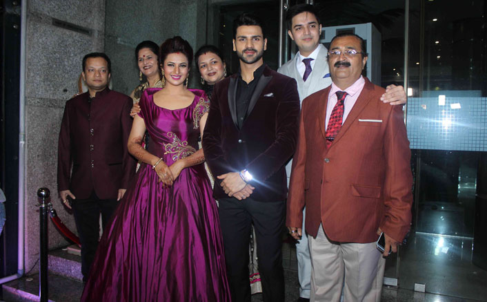 Pics Divyanka Tripathi Vivek Dahiya s Wedding Reception In Mumbai Koimoi