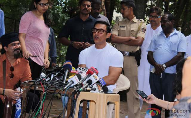 Aamir Khan celebrated Eid with media