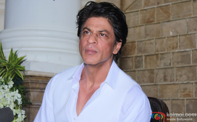 Shah Rukh Khan Celebrated Eid With Media