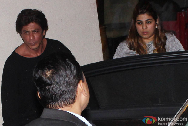 Shah Rukh Khan spotted at korner house