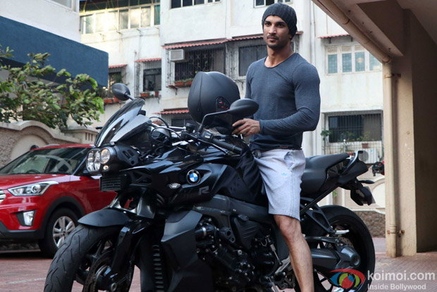 Sushant Singh Rajput spotted in bandra