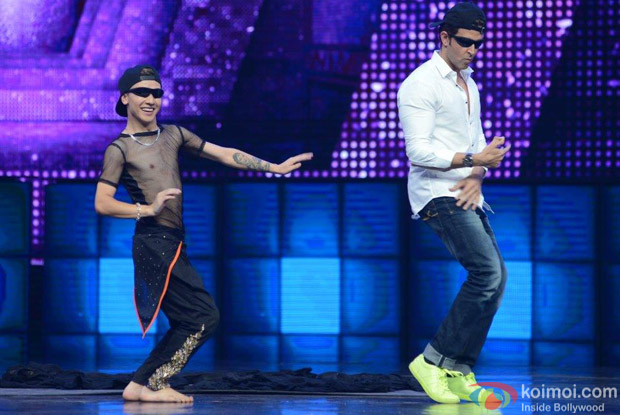 Hrithik Roshan on the sets of Dance + season 2 