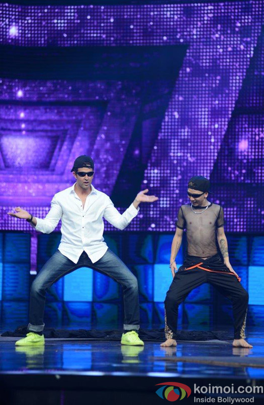Hrithik Roshan on the sets of Dance + season 2 