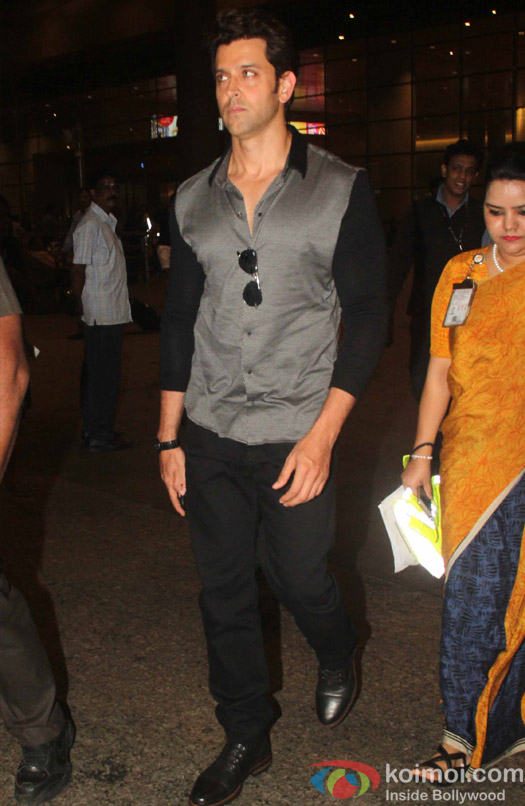 Hrithik Roshan spotted at mumbai airport