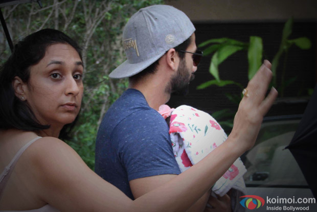 Shahid Kapoor with his baby girl