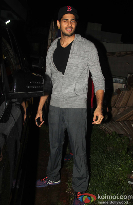 Sidharth Malhotra snapped At post 'Dream Team Concert' dance practice