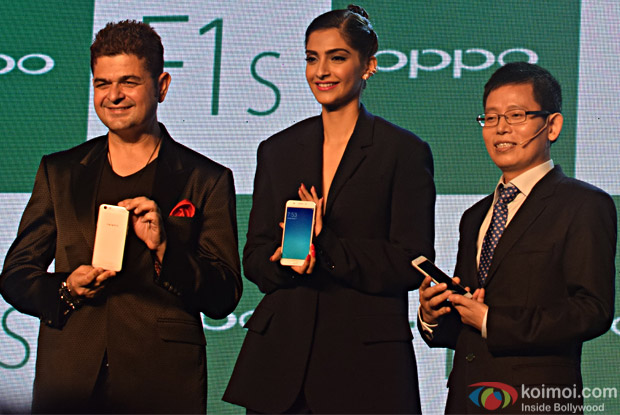 Sonam Kapoor, Yuvraj Singh At A Smartphone Launch Event