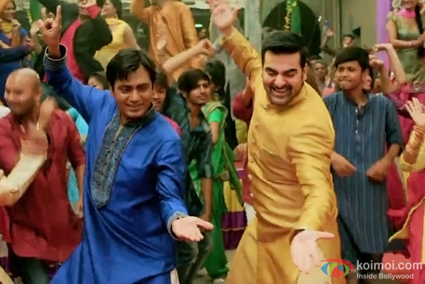 Watch Din Mein Karengey Jagrata Song From Freaky Ali
