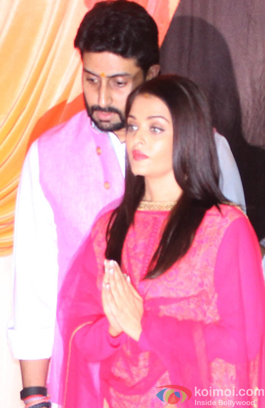 Abhishek Bachchan, Aishwarya Rai Bachchan visit Mankeshwar Ganpati Mandal in Byculla