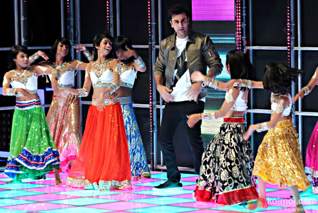 Ranbir Kapoor Promote "Ae Dil Hai Mushkil" On The Set Of Dance+