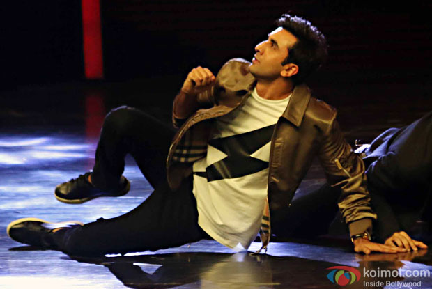 Ranbir Kapoor Promote "Ae Dil Hai Mushkil" On The Set Of Dance+