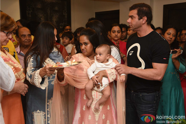 Celebrities Celebrating Ganpati Visarjan At Salman Khan's House