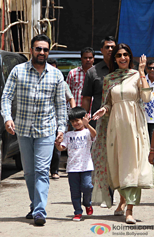 Shilpa Shetty Kundra along with hubby Raj Kundra and son Viaan welcomed Bappa home