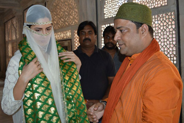 Katrina Kaif prays at the Tomb of Salim Chishti in Fatehpur Sikri today