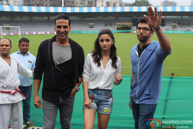  Akshay Kumar, Alia Bhatt and Aditya Thackeray attend graduation ceremony of Women self defense center 