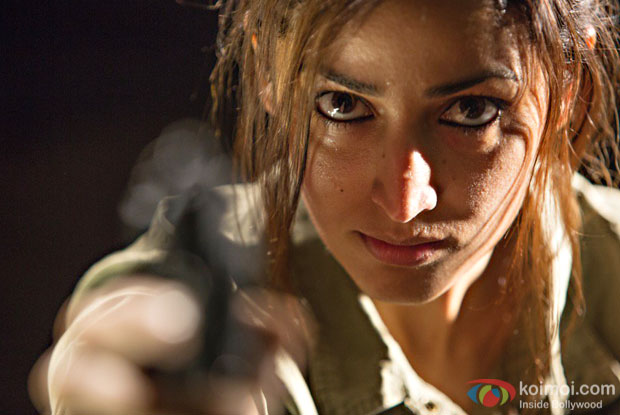 OMG!!! Yami Gautam astounds us with her intense look in Sarkar 3