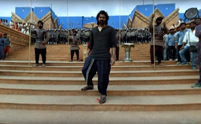 On The Sets of Baahubali - A VR Experience