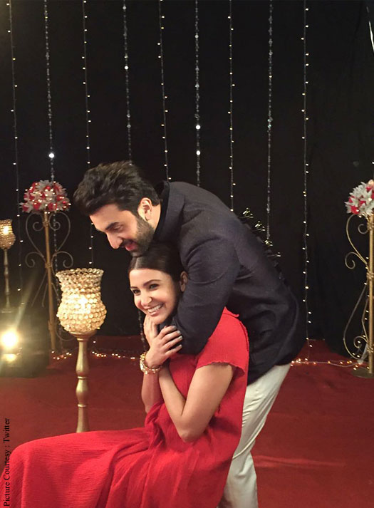 Ranbir Kapoor, Anushka Sharma celebrate Diwali with fans