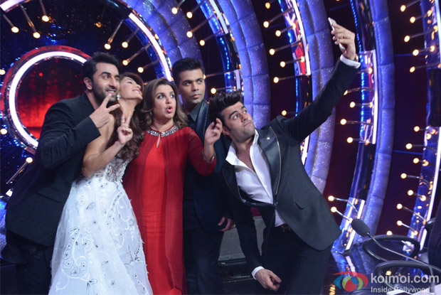 Jacqueline Fernandez, Farah Khan, Karan Johar, Manish Paul and Ranbir Kapoor on the sets of Jhalak Dikhhla Jaa