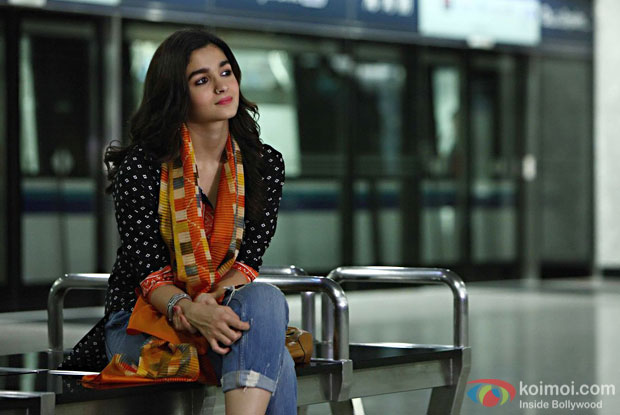 Check Out The New Stills Of Badrinath Ki Dulhania | Ft. Alia Bhatt