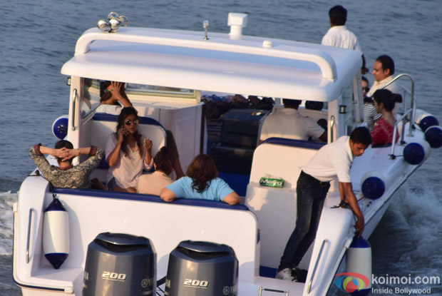 Gauri Khan in Alibaug during SRK's birthday bash