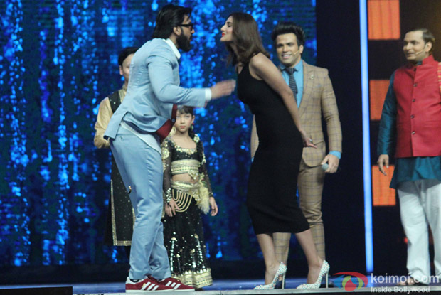 Ranveer Singh and Vaani Kapoor during the Promotion of film Befikre on the sets of Super Dancer