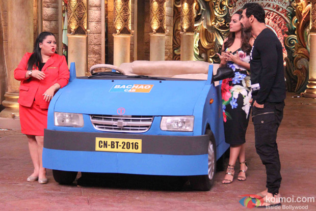 John Abraham and Sonakshi Sinha during the promotion of film Force 2 on the sets of Comedy Nights Bachao