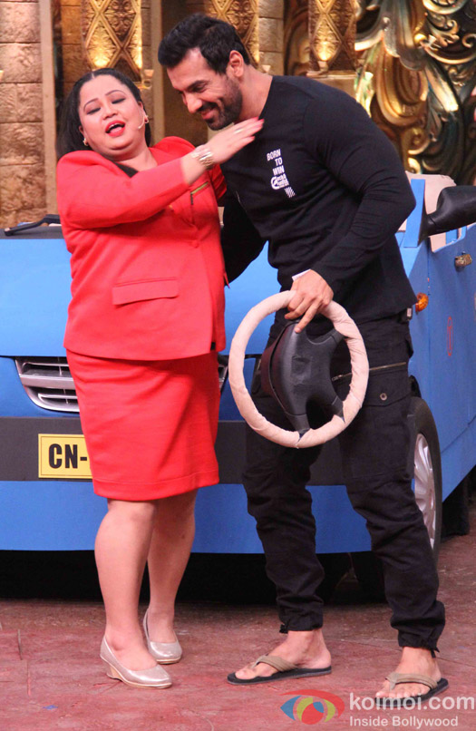 John Abraham and Sonakshi Sinha during the promotion of film Force 2 on the sets of Comedy Nights Bachao