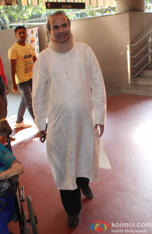 Suresh Wadkar spotted at Airport