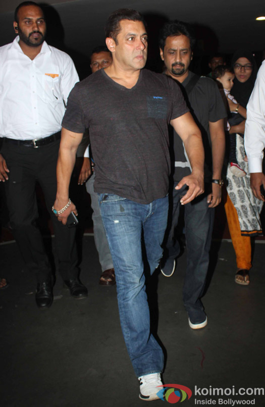 Salman Khan Spotted at Airport