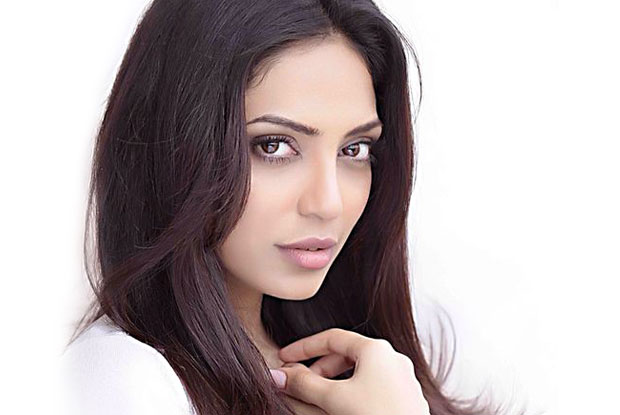 Sobhita Dhulipala to make Telugu debut with 'Goodachari'