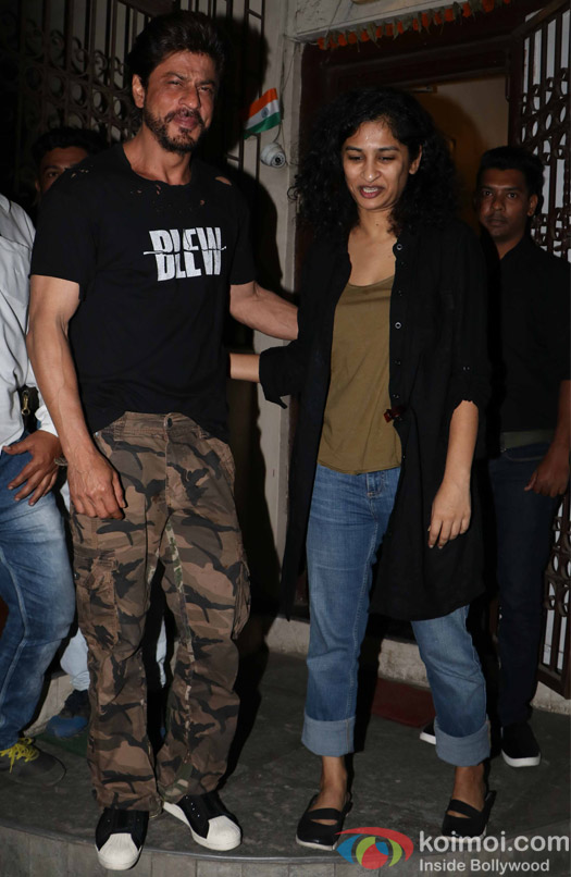 Shah Rukh Khan and Gauri Shinde spotted at Bandra