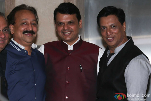 Baba Siddique & Devendra Fadnavis attends Madhur Bhandarkar's house warming party