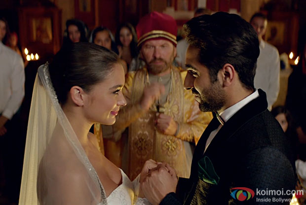 Single ‘Halka Halka’ starring Ayushmann Khurrana and Amy Jackson out now!