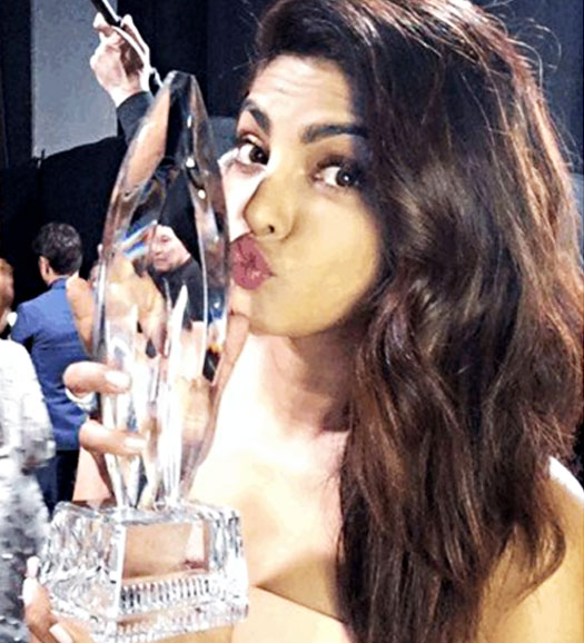 Priyanka Chopra wins 2nd People's Choice Award 2017 for 'Quantico'