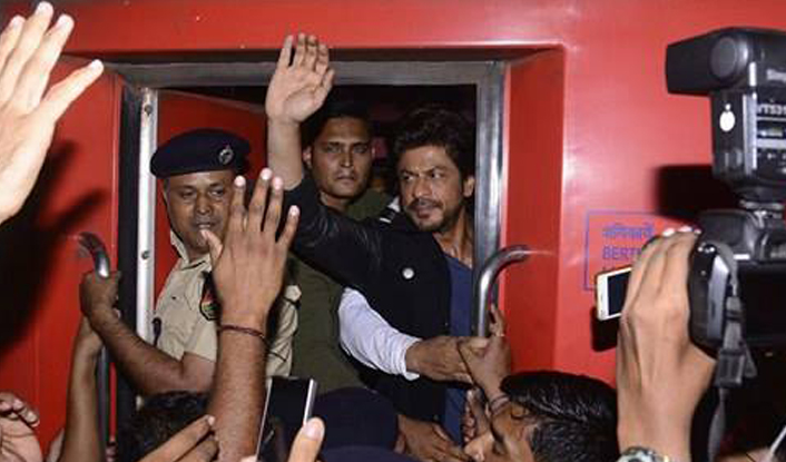 Shah Rukh Khan booked for rioting, damaging property during Raees promotion