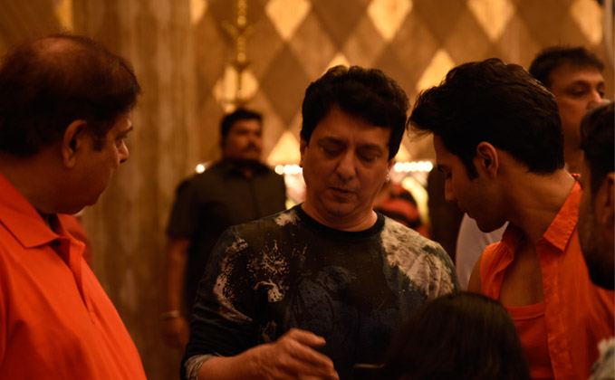 Judwaa 2 shoot begins with David Dhawan, Sajid Nadiadwala and Varun Dhawan