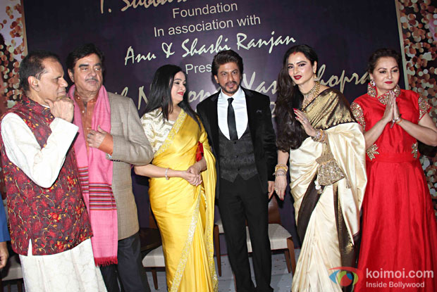 Shatrughan Sinha, Padmini Kolhapure, Shah Rukh Khan, Rekha and Jaya Prada during the 4th Yash Chopra Memorial National Award