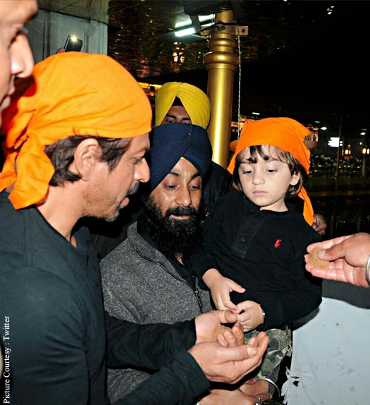 Shah Rukh Khan visits the Golden Temple with his younger son AbRam