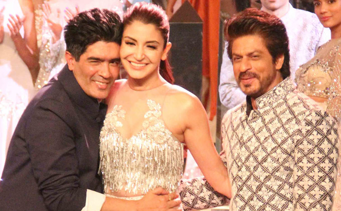 SRK and Anushka walk for Manish Malhotra at the Mijwan 2017