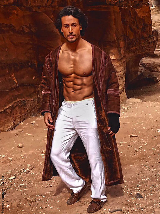 Tiger Shroff Snapped On The Sets Of Munna Michael