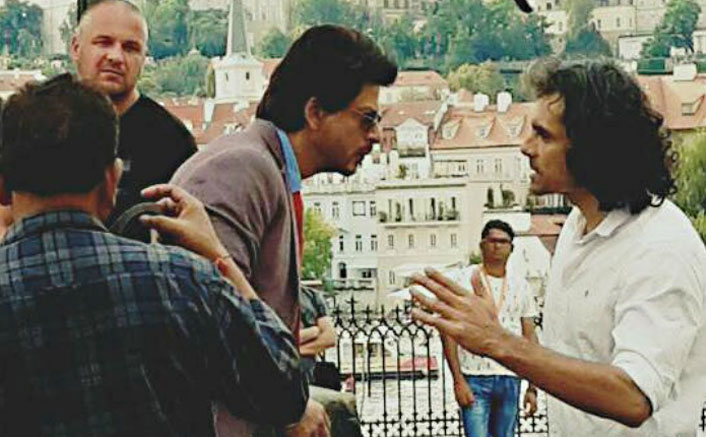 SRK's approach is very theatrical: Imtiaz Ali