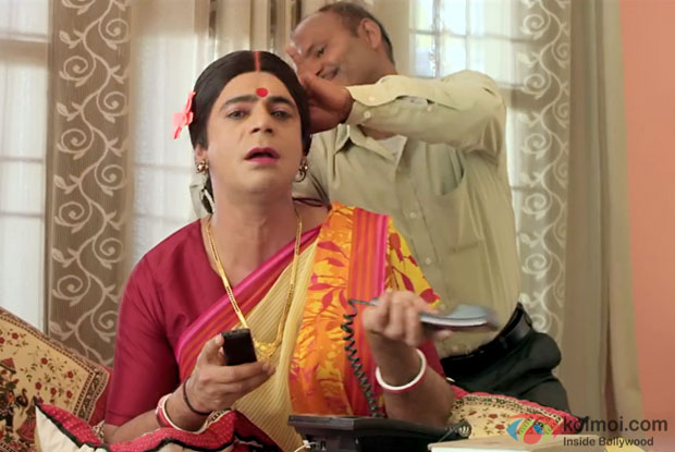 Sunil Grover AKA Rinku Bhabhi's Song 'Mere Husband Mujhe Pyar Nahin Karte'