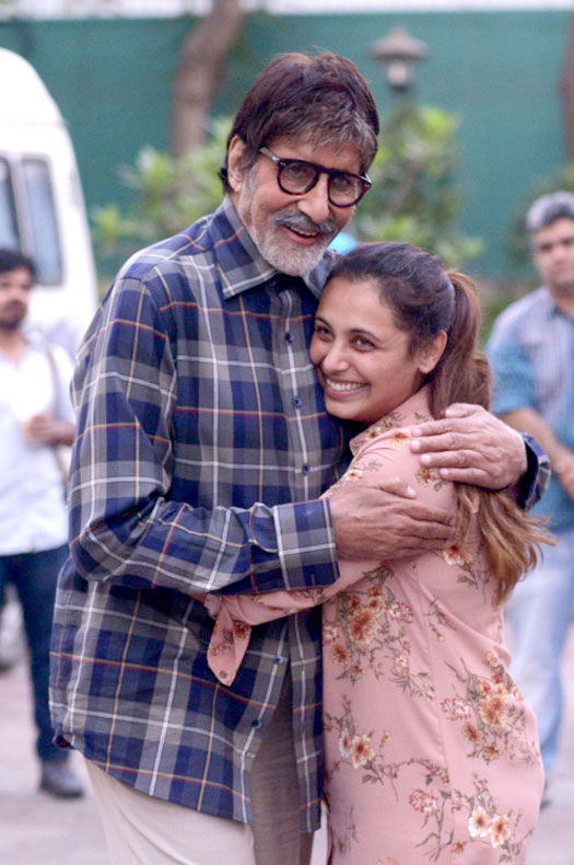 Amitabh Bachchan Bumps On The Sets Of Hichki To Meet Rani Mukerji