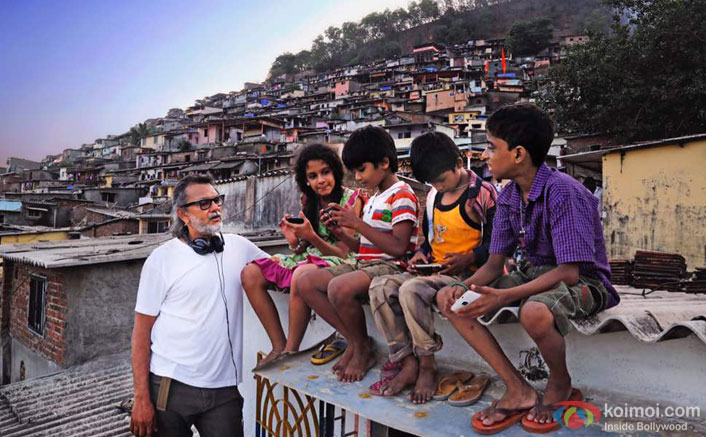 Here's the first look of Rakeysh Omprakash Mehra's upcoming film 'Mere Pyare Prime Minister'.