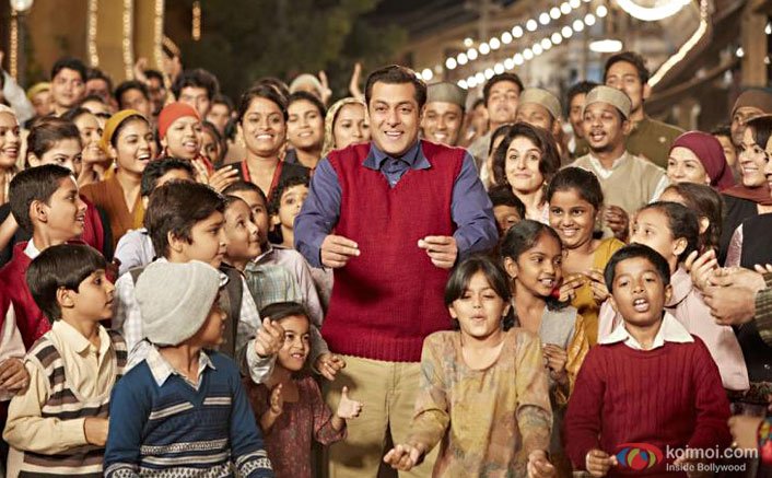 B-Town goes gaga over Salman's 'Tubelight'