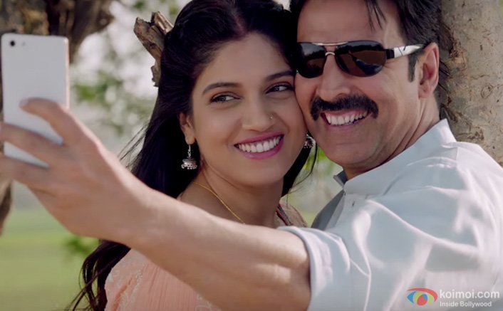 Hans Mat Pagli (Duet) Video Song | Toilet- Ek Prem Katha