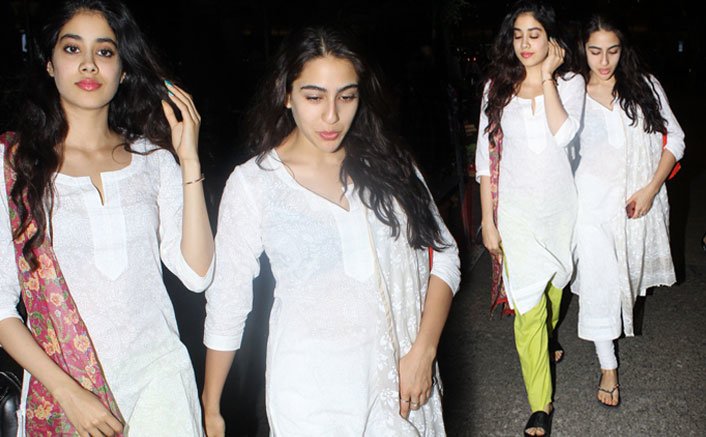 Sara Ali Khan and Jhanvi Kapoor Spotted At Airport
