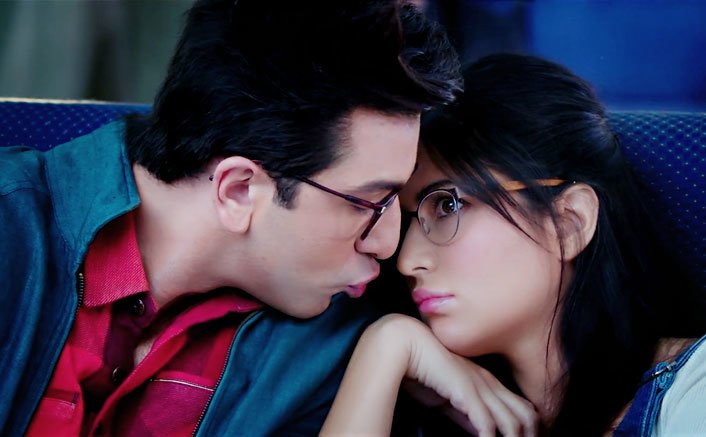 Ullu Ka Pattha Video Song | Jagga Jasoos | Ranbir Katrina