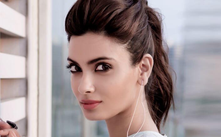 Diana Penty Learnt THIS Traditional Technique In Jodhpur